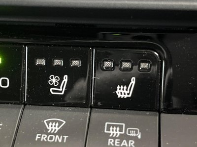 TOYOTA CROWN CROSSOVER - 9