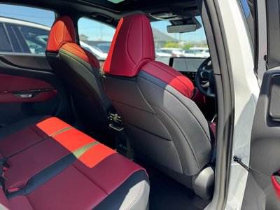 2026 Lexus NX — миниатюра 48