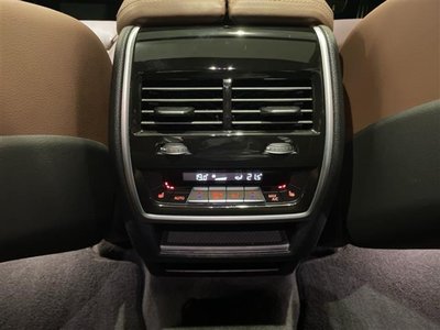 2021 BMW X6 — миниатюра 24
