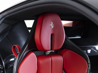 FERRARI SF90 STRADALE - 10