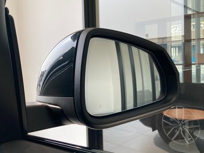 2025 BMW X1 — миниатюра 86