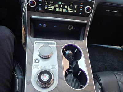 GENESIS GV80 - 10