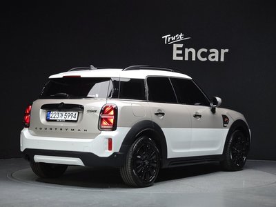 MINI COUNTRYMAN - 3