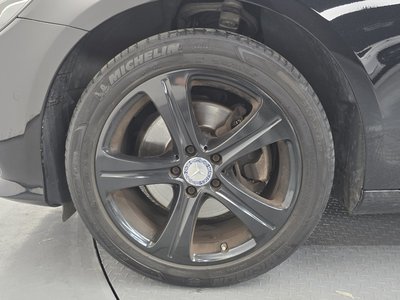 MERCEDES-BENZ E-CLASS - 6