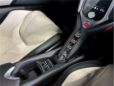 صورة مصغرة 24 لـ 2024 Mclaren 750S SPIDER