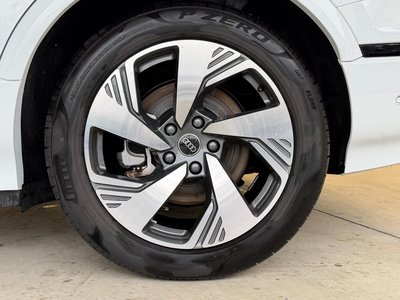 صورة مصغرة 41 لـ 2025 AUDI Q6 E-TRON