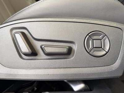 صورة مصغرة 77 لـ 2025 AUDI Q6 E-TRON
