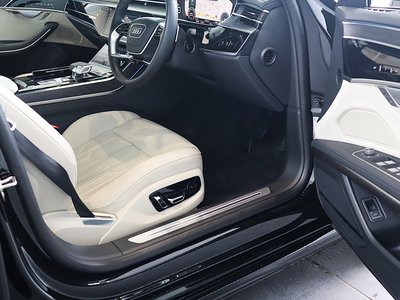 2024 AUDI A8 缩略图 409