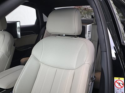 2024 AUDI A8 缩略图 418