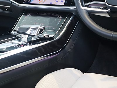 2024 AUDI A8 缩略图 194