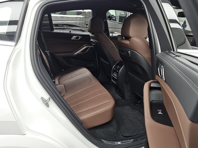 2022 BMW X6 缩略图 18