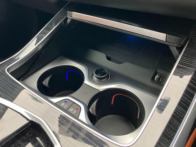 2025 BMW X7 thumbnail 25