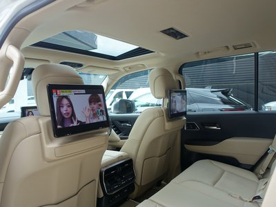 TOYOTA LAND CRUISER 300 - 2