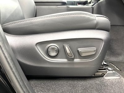 TOYOTA LAND CRUISER 250 - 7