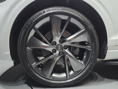 صورة 6 لـ 2021 Genesis GV70