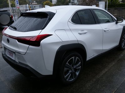 LEXUS UX - 6
