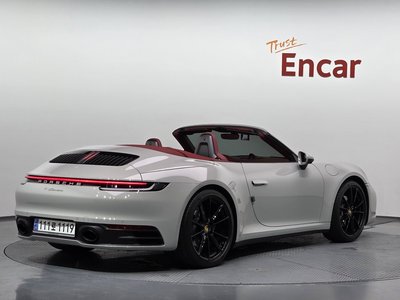 PORSCHE 911 - 4