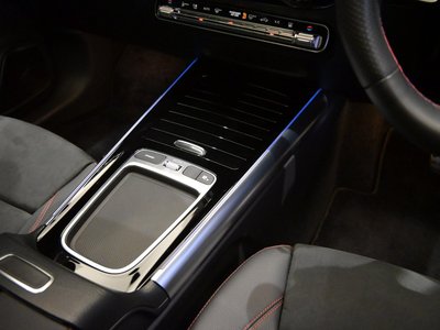 2025 Mercedes-BENZ EQA — миниатюра 38