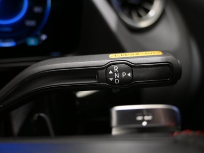 2025 Mercedes-BENZ EQA — миниатюра 23