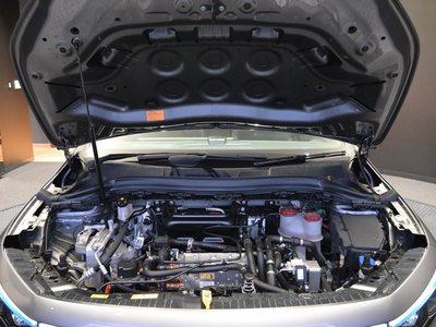 صورة 10 لـ 2025 Mercedes-BENZ EQA