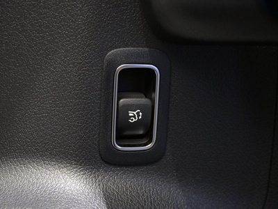 2025 Mercedes-BENZ EQA — миниатюра 18