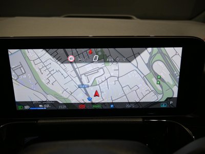 2025 Mercedes-BENZ EQA — миниатюра 26