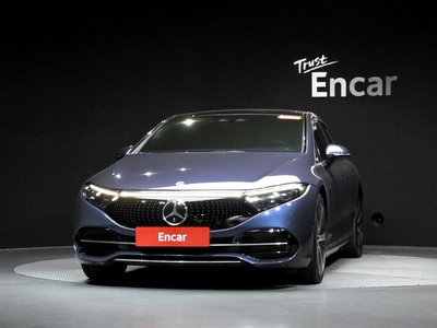 MERCEDES-BENZ EQS - 2