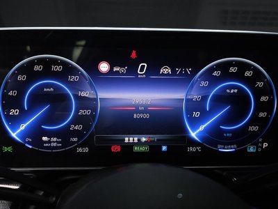 MERCEDES-BENZ EQS - 8