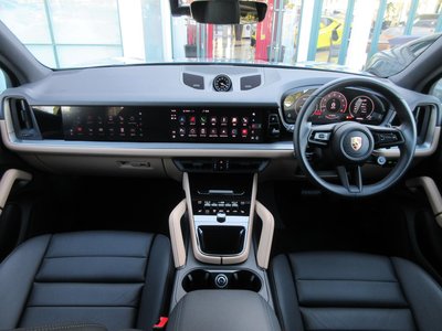 PORSCHE CAYENNE - 2
