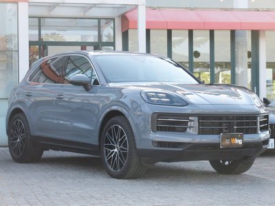 PORSCHE CAYENNE - 4