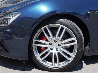 صورة 9 لـ 2020 Maserati GHIBLI