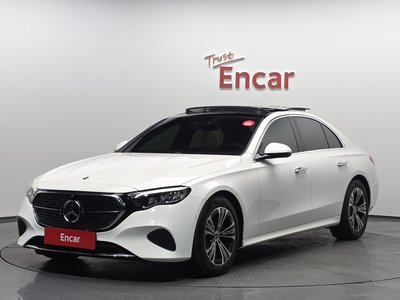 MERCEDES-BENZ E-CLASS - 1