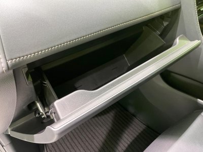 2025 Toyota ALPHARD — миниатюра 24