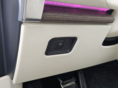2023 LAND Rover RANGE ROVER — миниатюра 27