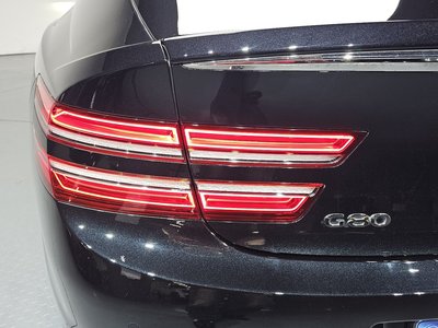 GENESIS G80 (RG3) - 10