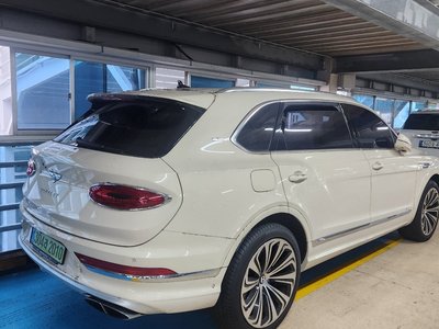 صورة 2 لـ 2024 Bentley BENTAYGA
