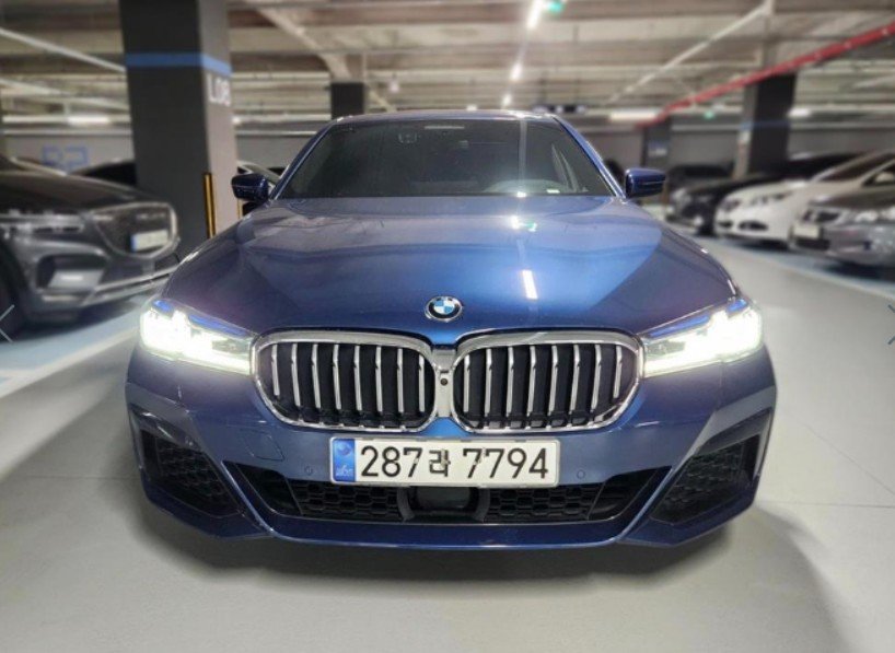BMW 5 SERIES - View 1