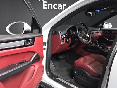 PORSCHE CAYENNE - 10