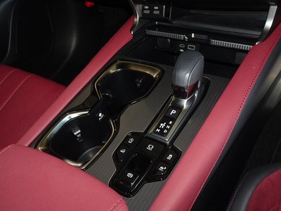 صورة مصغرة 21 لـ 2023 Lexus RX