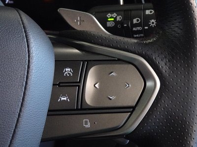 صورة مصغرة 13 لـ 2023 Lexus RX