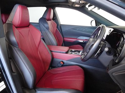 صورة 9 لـ 2023 Lexus RX