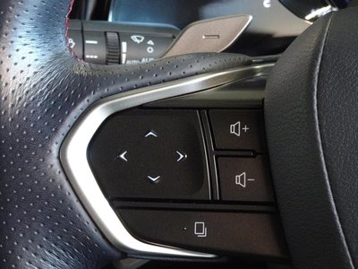صورة مصغرة 12 لـ 2023 Lexus RX