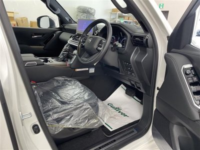 2026 Toyota LAND CRUISER 300 缩略图 18