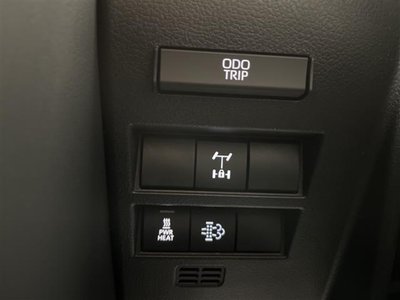 2026 Toyota LAND CRUISER 300 — фото 10