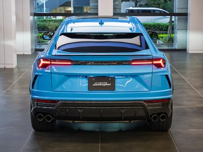 LAMBORGHINI URUS - 8