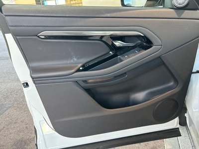 صورة مصغرة 49 لـ 2023 LAND Rover RANGE ROVER EVOQUE