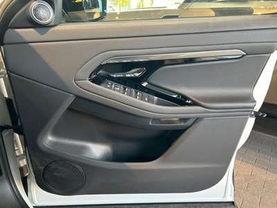 صورة مصغرة 48 لـ 2023 LAND Rover RANGE ROVER EVOQUE