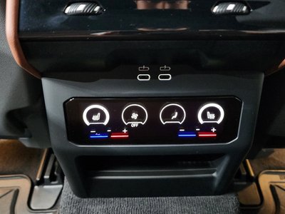 2024 BMW 5 SERIES thumbnail 34
