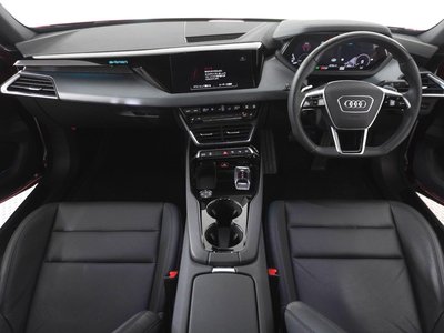 AUDI E-TRON GT QUATTRO - 6