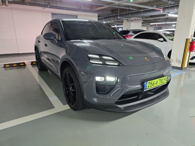 صورة 5 لـ 2025 Porsche MACAN